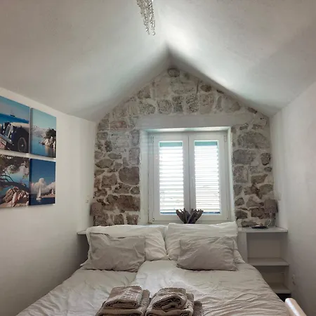 Little Palmina Gasthof Split